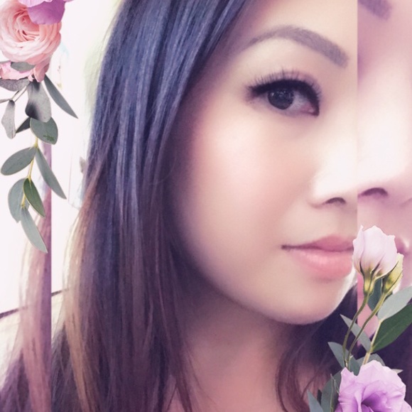 Meet your Posher, Janet - Picture 1 of 1